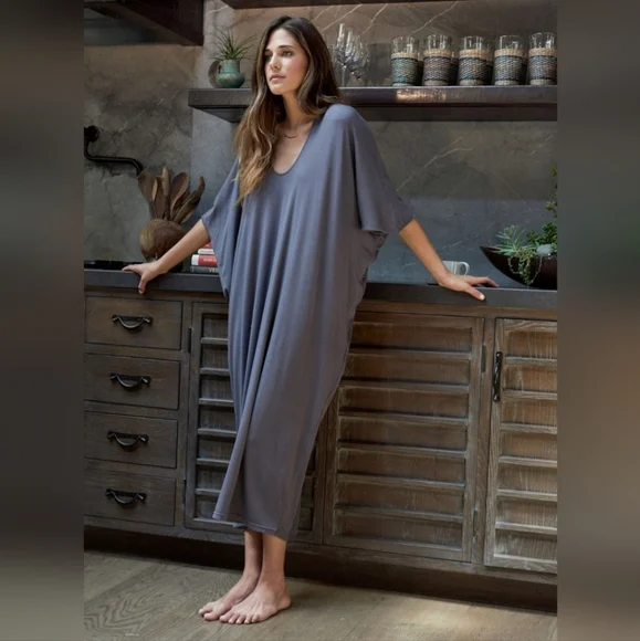 Barefoot Dreams Luxe Milk jersey kaftan black - Picture 14 of 16
